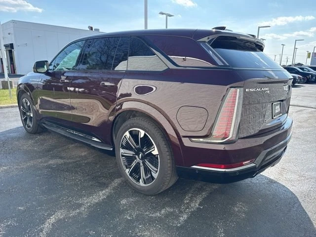 2025 Cadillac Escalade IQ - Image 2 of 18