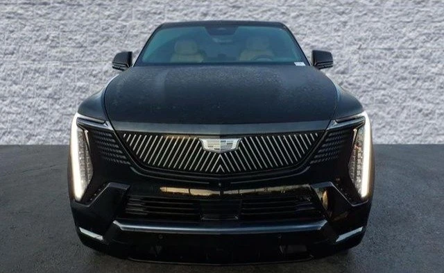2025 Cadillac Escalade IQ - Image 2 of 19