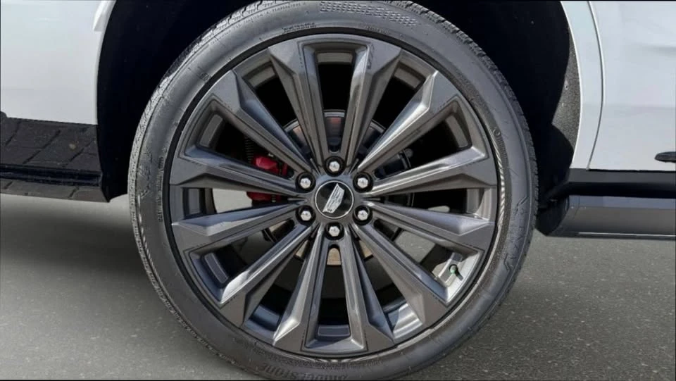 2025 Cadillac Escalade-V 5th Gen - Image 18 of 19