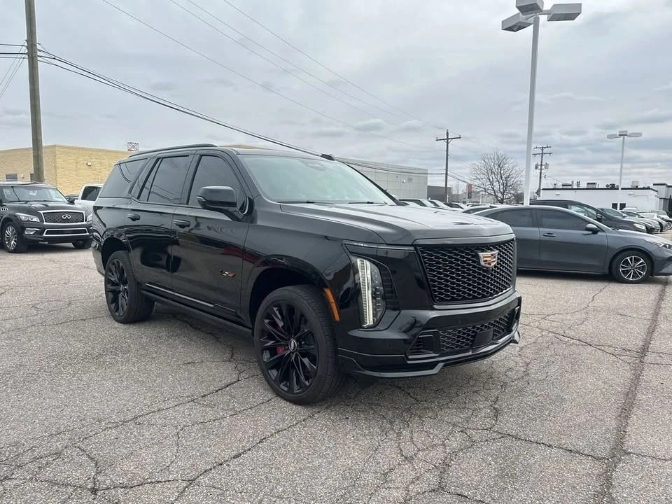 2025 Cadillac Escalade-V 5th Gen - Image 4 of 14