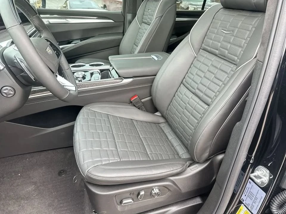 2025 Cadillac Escalade-V 5th Gen - Image 8 of 14