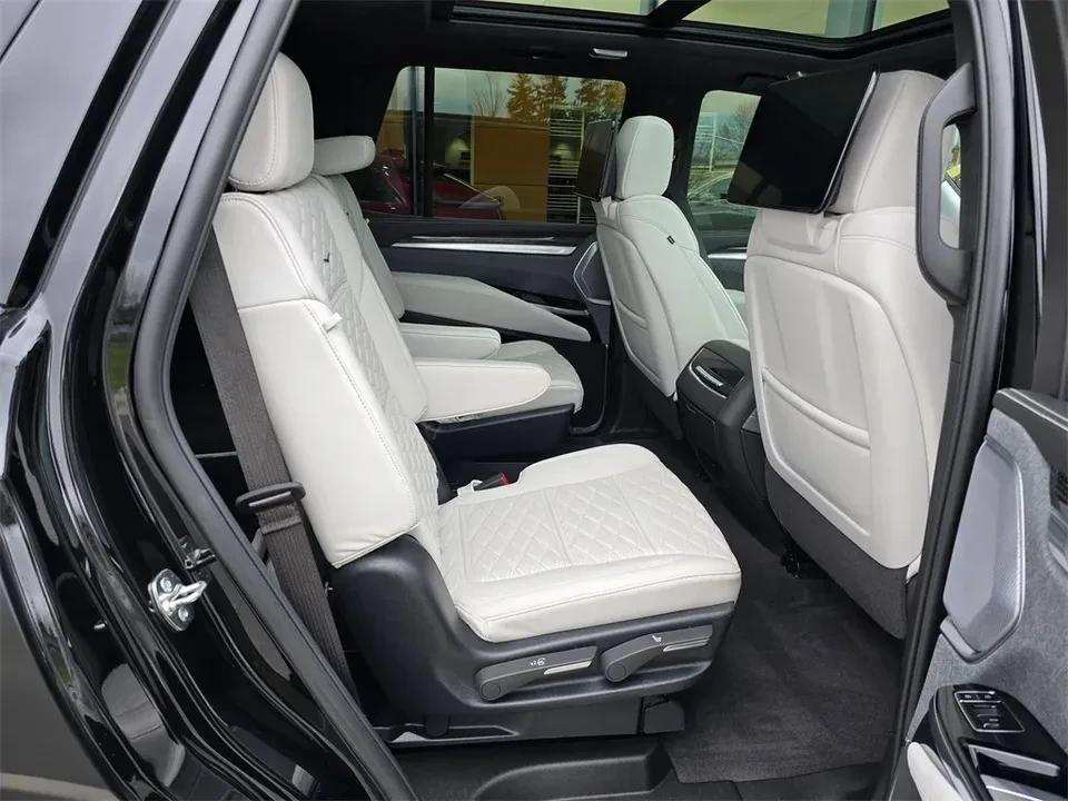 2025 Cadillac Escalade-V 5th Gen - Image 9 of 11