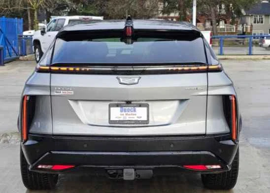 2025 Cadillac Lyriq - Image 6 of 20