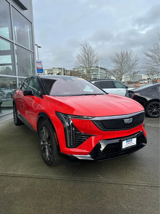 2025 Cadillac Optiq - Image 3 of 10