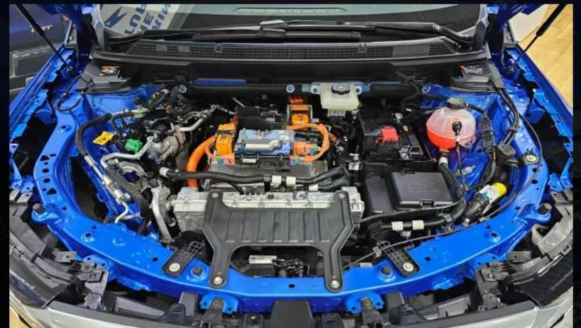2025 Cadillac Optiq - Image 7 of 19