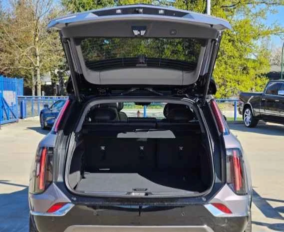 2025 Cadillac Optiq - Image 5 of 16