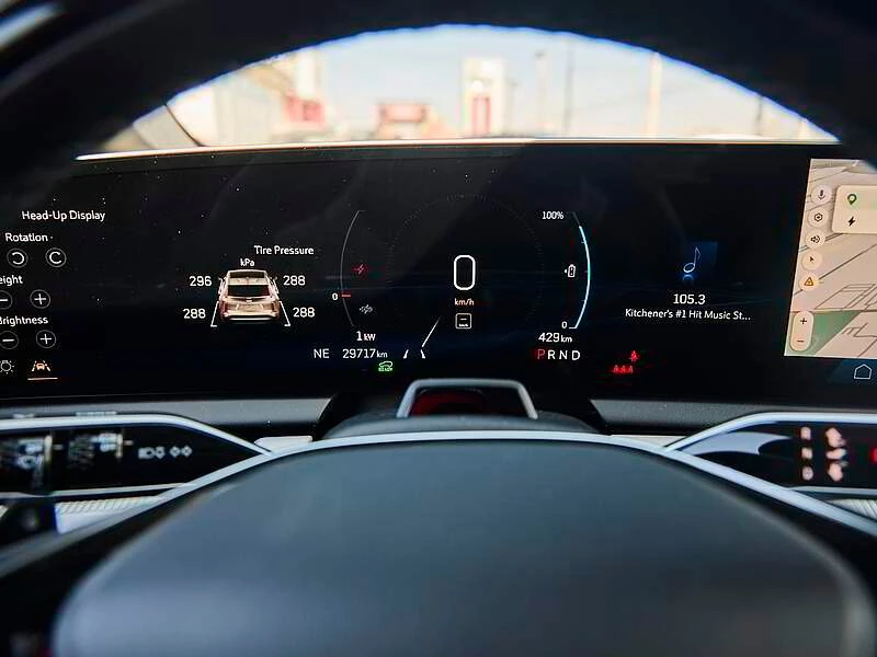 2025 Cadillac Optiq - Image 16 of 18