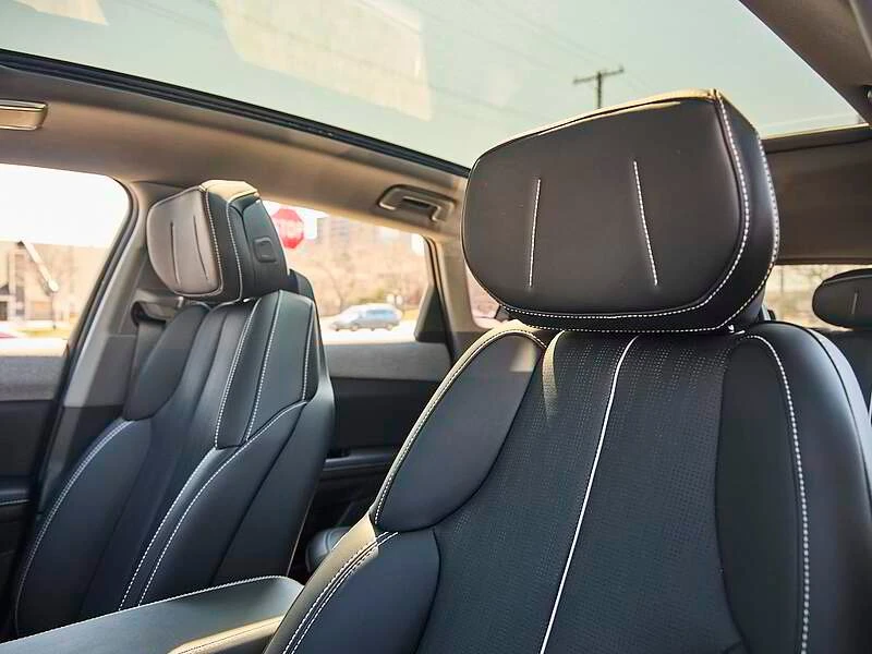 2025 Cadillac Optiq - Image 6 of 18