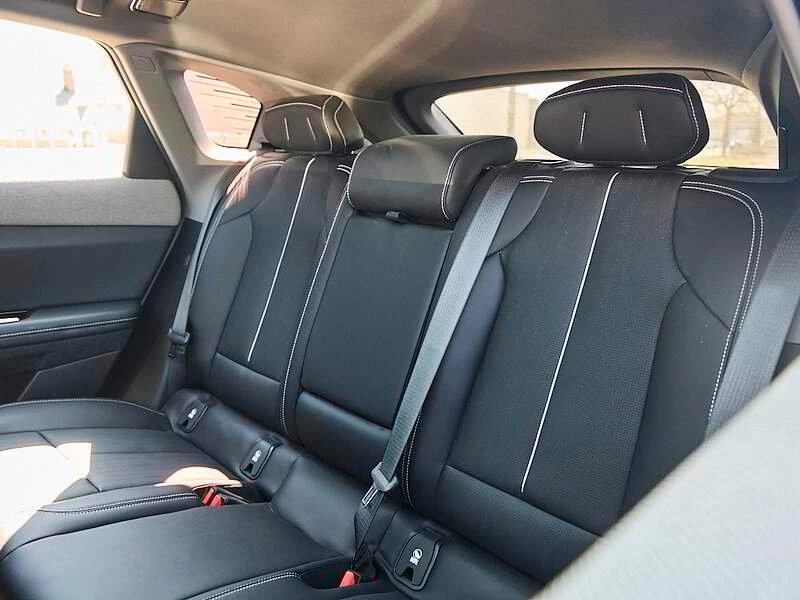 2025 Cadillac Optiq - Image 3 of 18