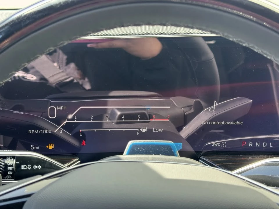 2025 Cadillac Escalade 5th Gen - Image 7 of 20