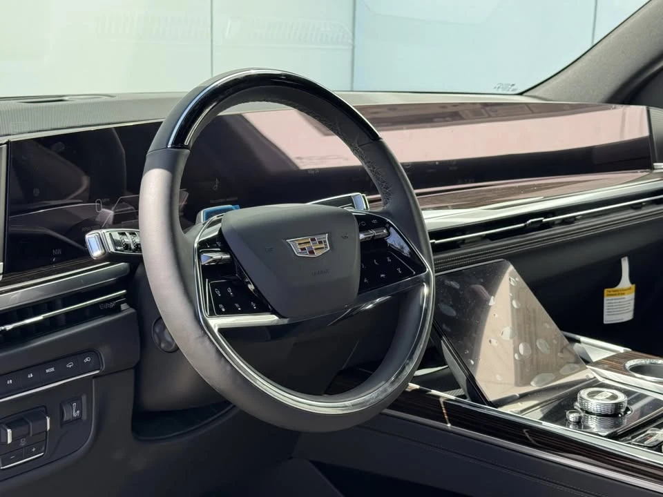 2025 Cadillac Escalade 5th Gen - Image 5 of 20