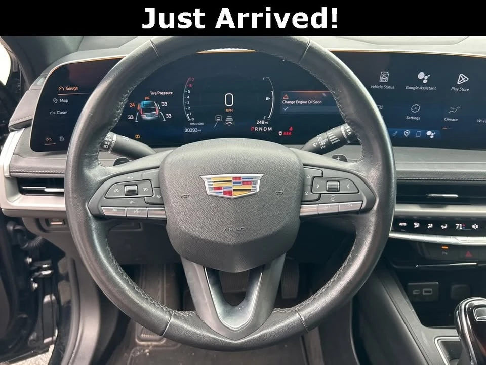 2025 Cadillac XT4 - Image 12 of 18