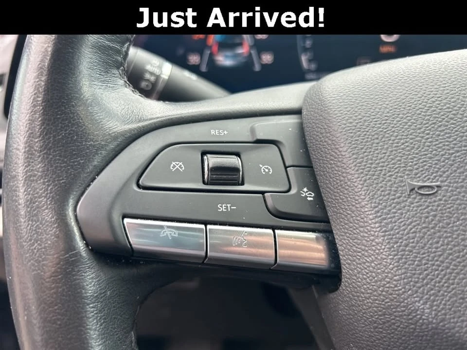 2025 Cadillac XT4 - Image 13 of 18