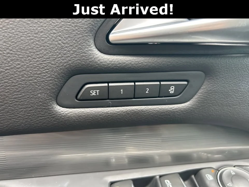 2025 Cadillac XT4 - Image 11 of 18
