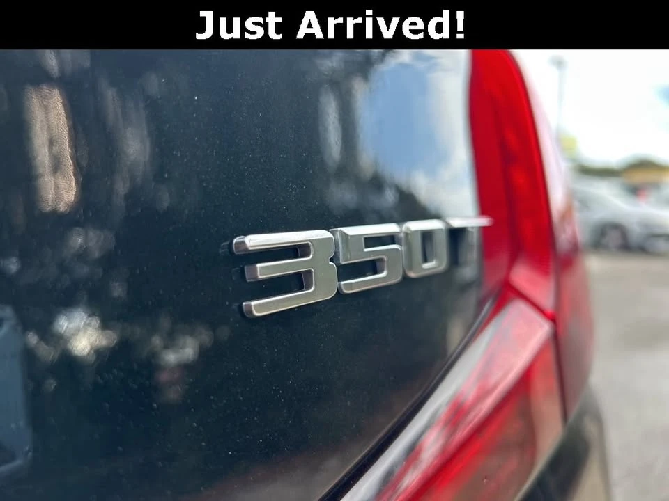 2025 Cadillac XT4 - Image 5 of 18