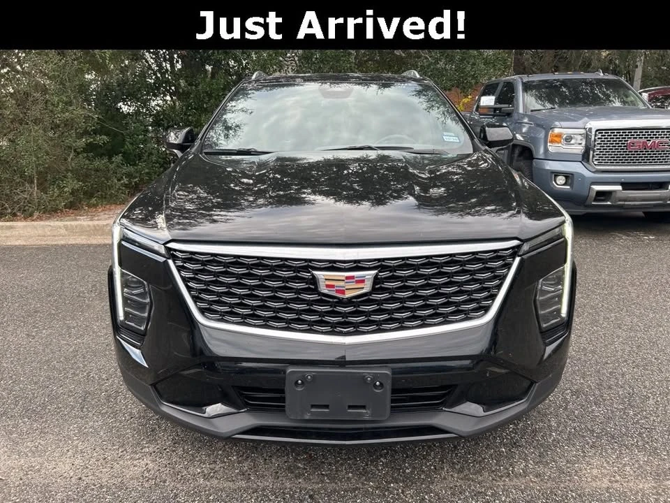 2025 Cadillac XT4 - Image 4 of 18