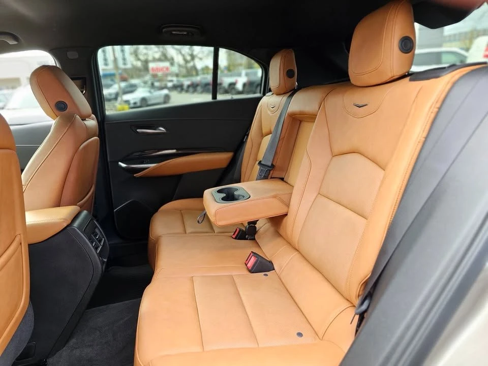 2025 Cadillac XT4 - Image 10 of 14