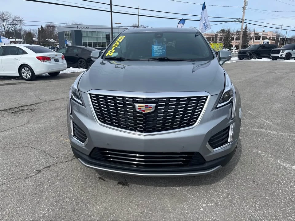 2025 Cadillac XT5 - Image 2 of 19