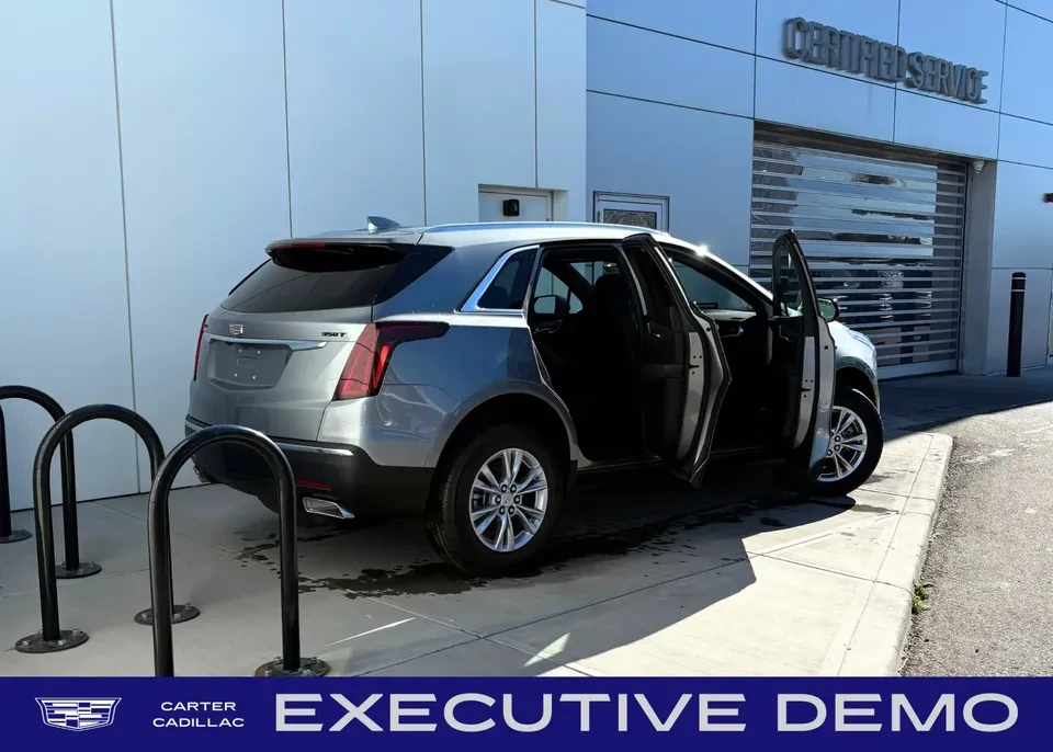2025 Cadillac XT5 - Image 7 of 11