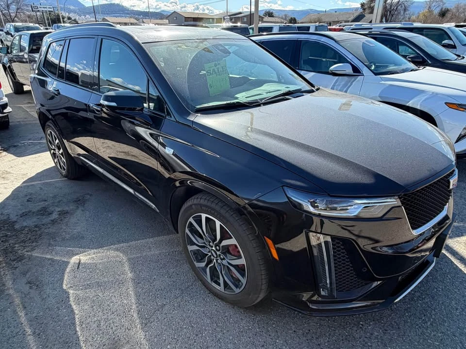 2025 Cadillac XT6 - Image 3 of 12