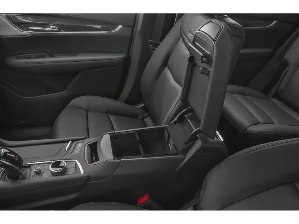 2025 Cadillac XT6 - Image 11 of 13