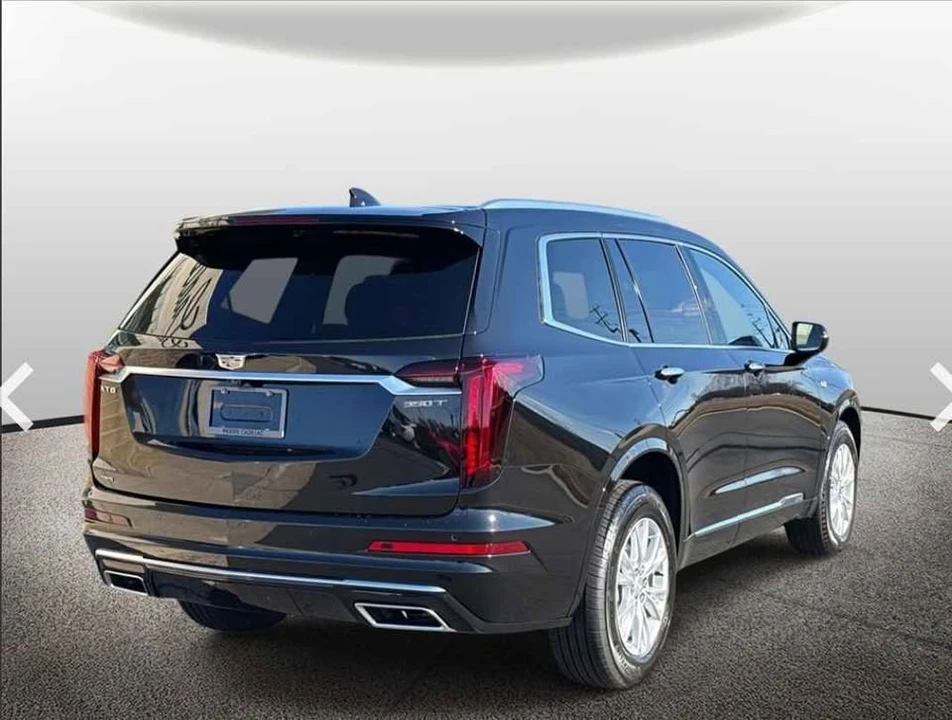 2025 Cadillac XT6 - Image 8 of 8