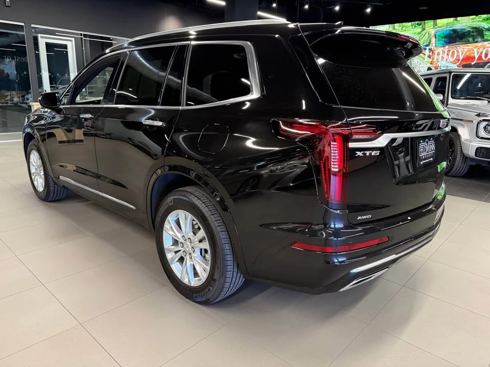 2025 Cadillac XT6 - Image 3 of 16