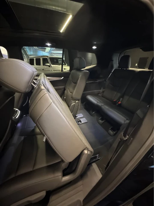 2025 Cadillac XT6 - Image 11 of 16