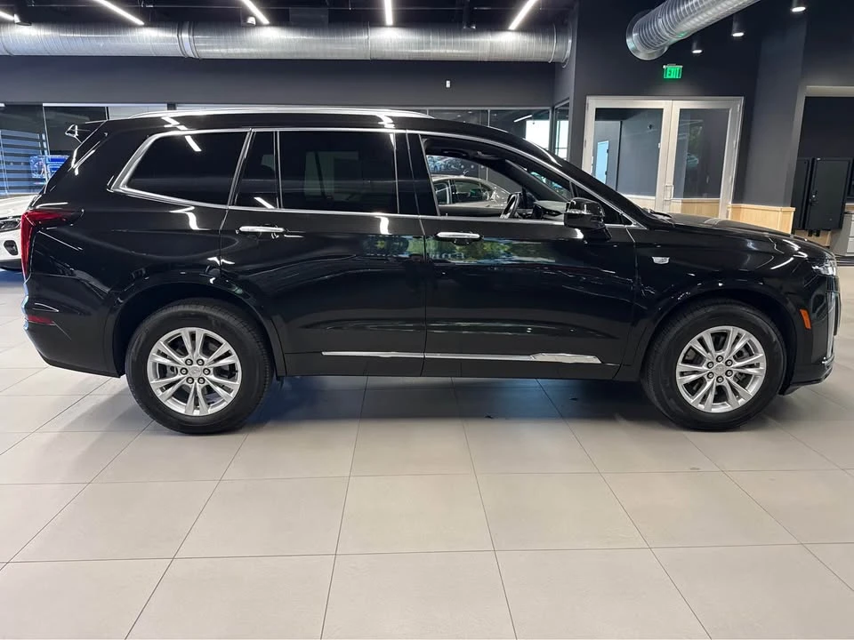 2025 Cadillac XT6 - Image 7 of 16