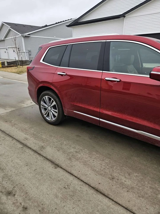 2025 Cadillac XT6 - Image 7 of 9
