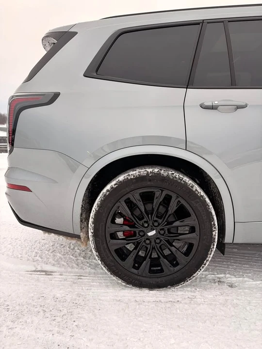 2025 Cadillac XT6 - Image 4 of 14