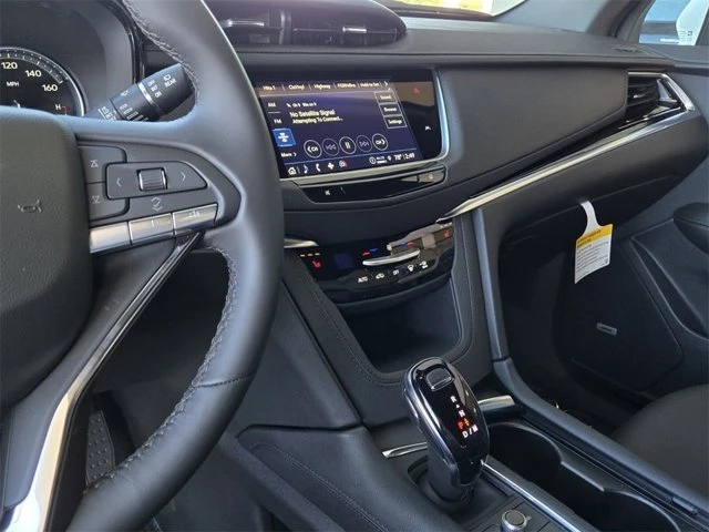2025 Cadillac XT6 - Image 17 of 20
