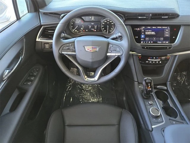 2025 Cadillac XT6 - Image 13 of 20