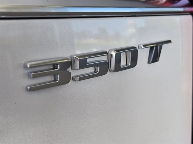 2025 Cadillac XT6 - Image 6 of 20