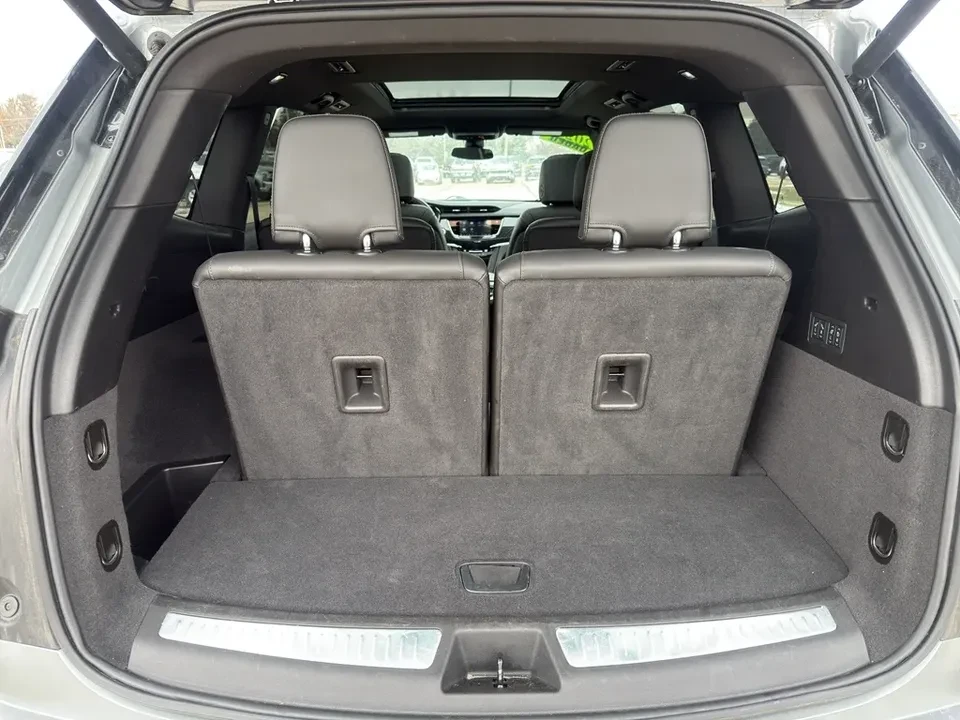 2025 Cadillac XT6 - Image 17 of 19