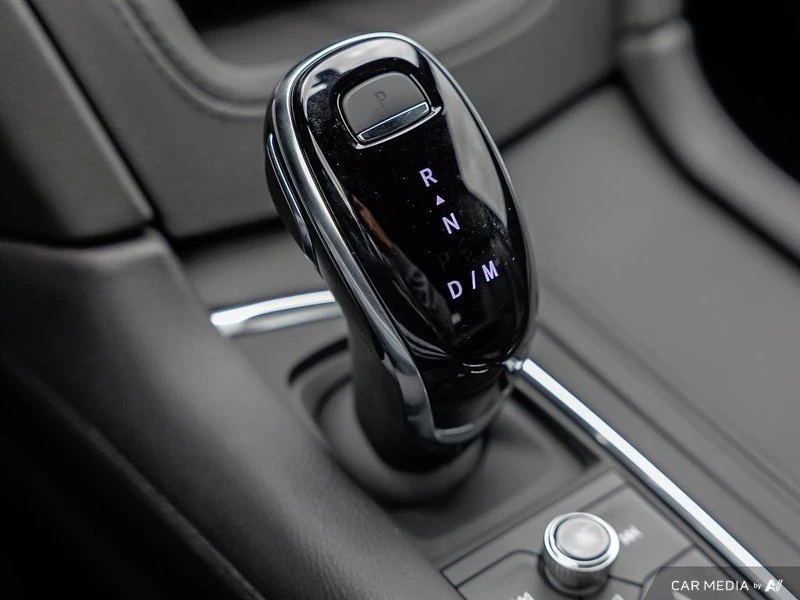 2025 Cadillac XT6 - Image 17 of 20