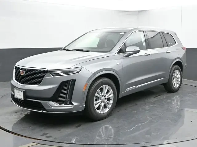 2025 Cadillac XT6 - Image 13 of 15