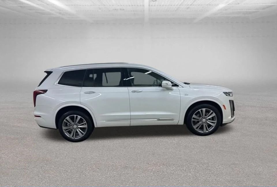 2025 Cadillac XT6 - Image 8 of 20