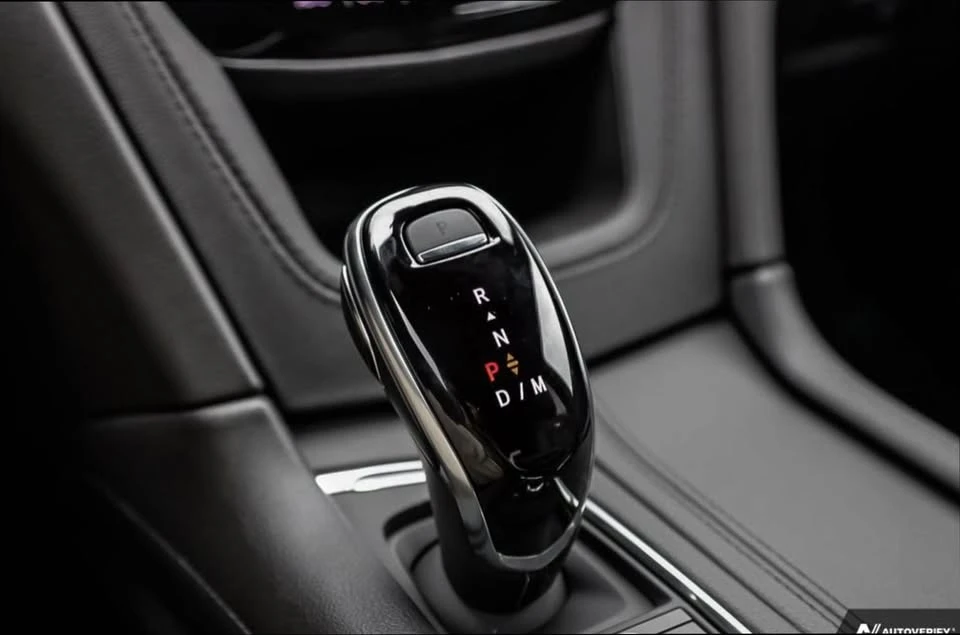 2025 Cadillac XT6 - Image 13 of 20