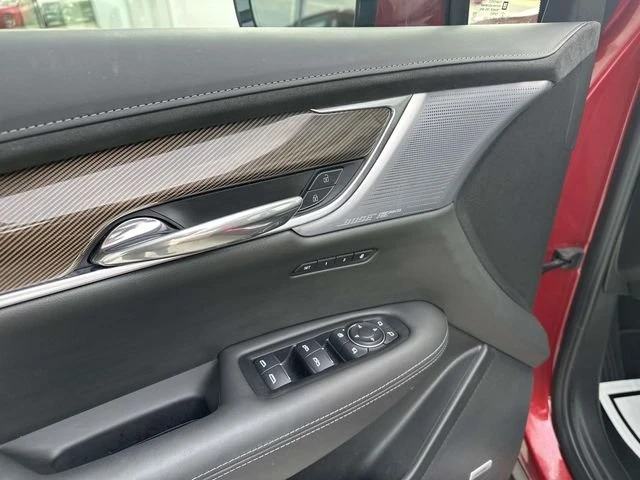 2025 Cadillac XT6 - Image 14 of 18