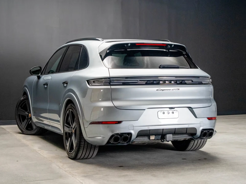 2025 Porsche 9Y0/9Y3 Cayenne GTS - Image 3 of 10