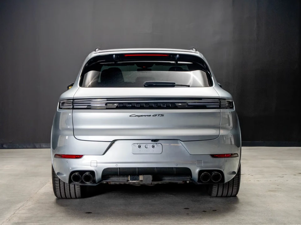 2025 Porsche 9Y0/9Y3 Cayenne GTS - Image 6 of 10