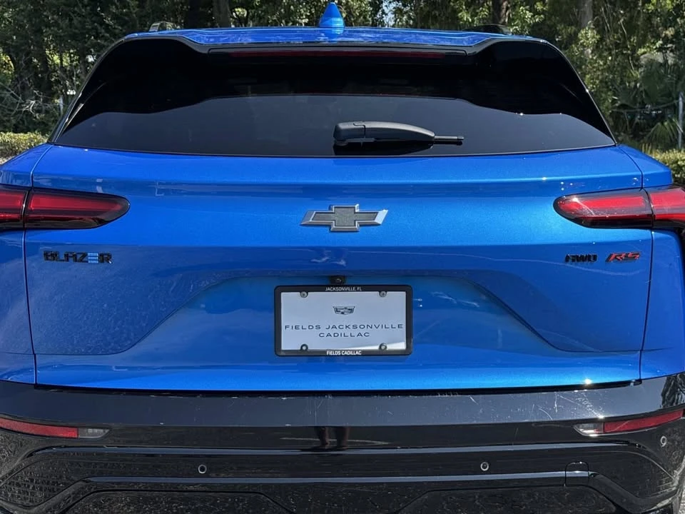 2025 Chevrolet Blazer - Image 10 of 20
