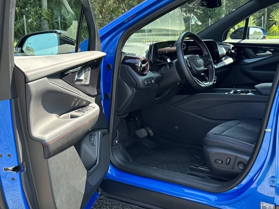 2025 Chevrolet Blazer - Image 13 of 20