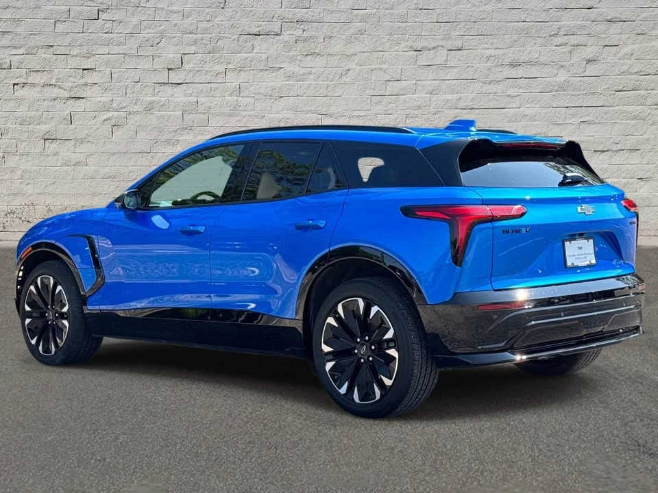 2025 Chevrolet Blazer - Image 3 of 20