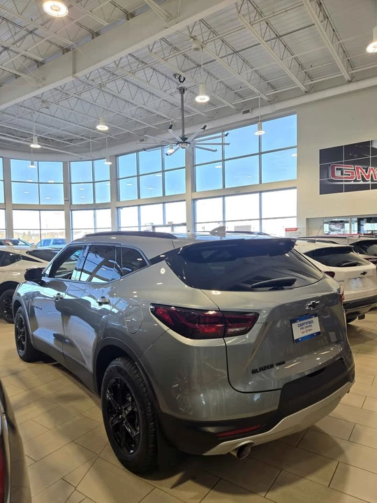 2025 Chevrolet Blazer - Image 6 of 12
