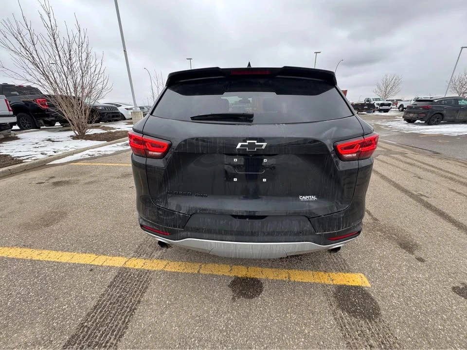 2025 Chevrolet Blazer - Image 4 of 13