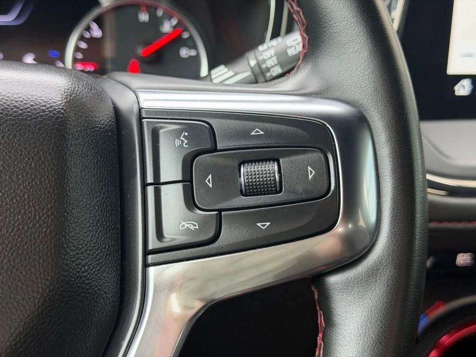 2025 Chevrolet Blazer - Image 19 of 20