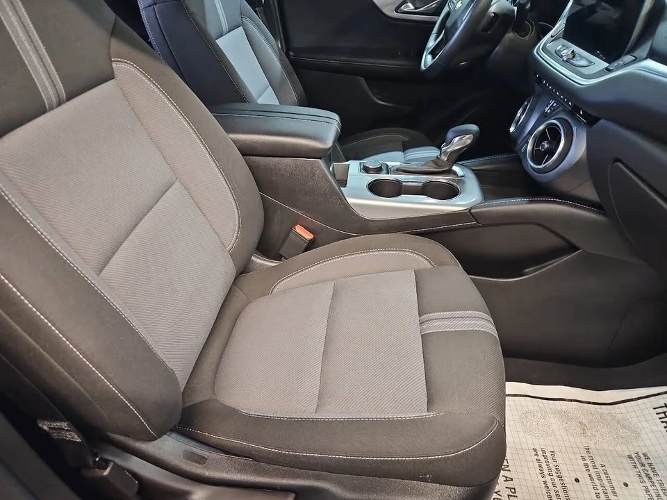 2025 Chevrolet Blazer - Image 18 of 20
