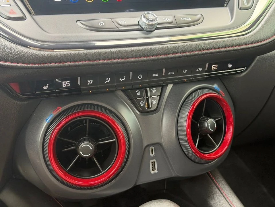 2025 Chevrolet Blazer - Image 14 of 20